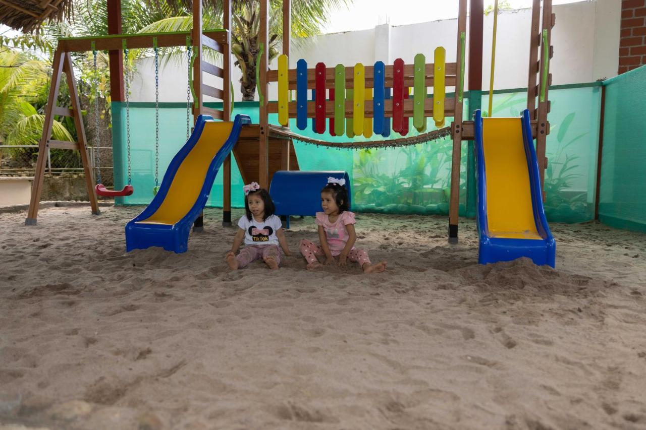 Los Gavilanes Hotel Pucallpa Esterno foto