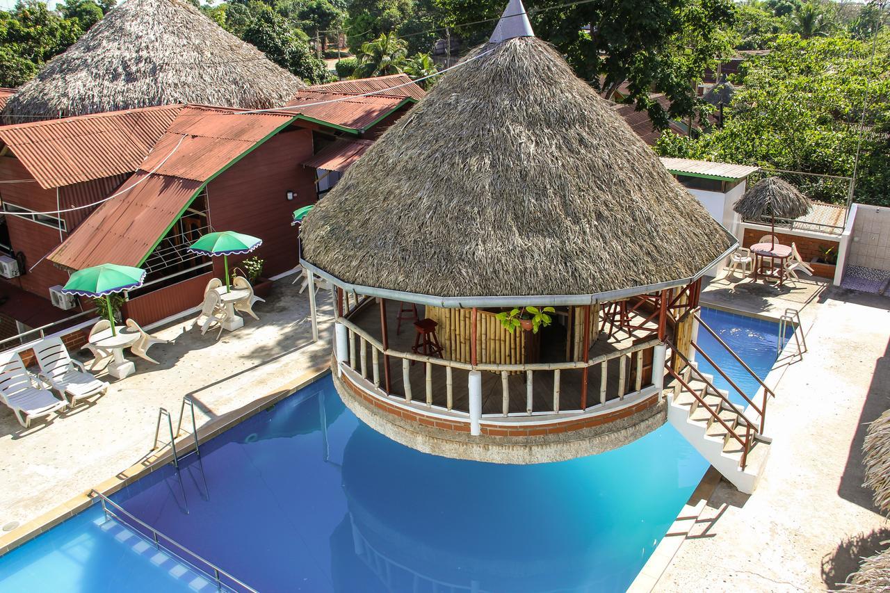 Los Gavilanes Hotel Pucallpa Esterno foto