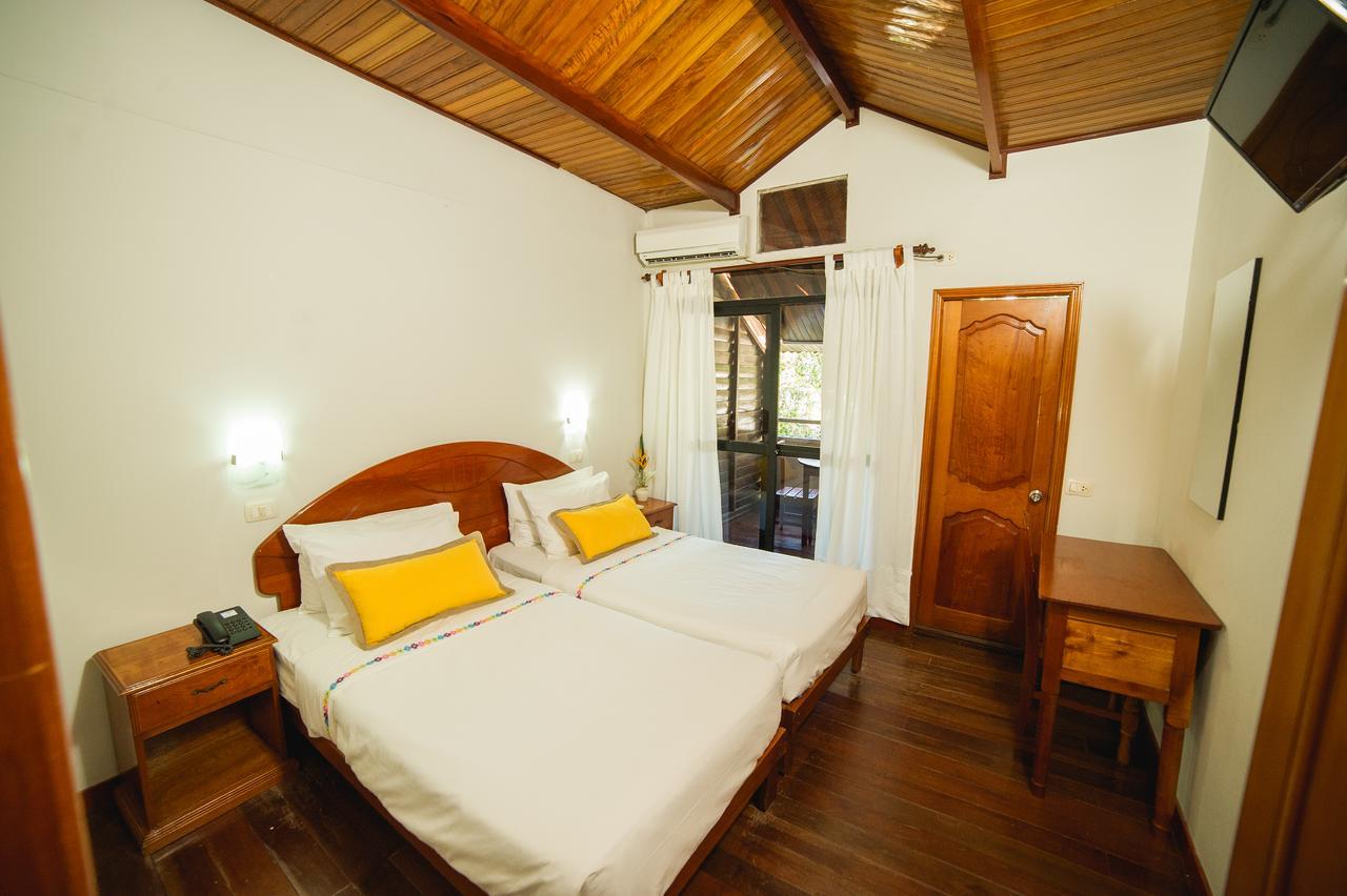 Los Gavilanes Hotel Pucallpa Esterno foto